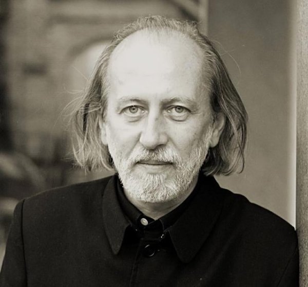 深金优配 揭秘诺贝尔文学奖得主拉斯洛：迷恋中国，还是李白的粉丝